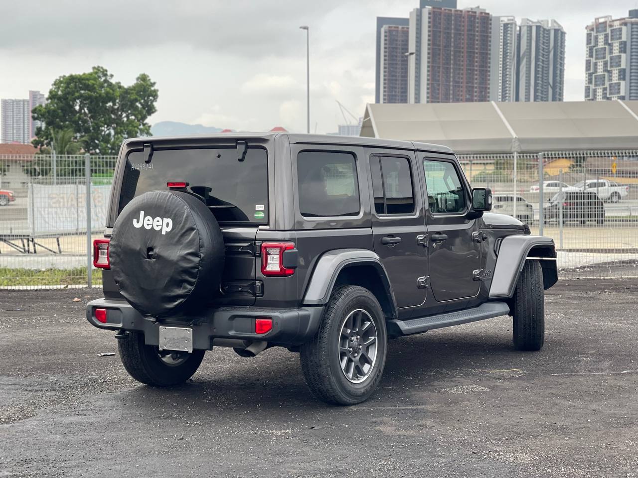 JEEP WRANGLER UNLIMITED SAHARA 4WD 2.0T