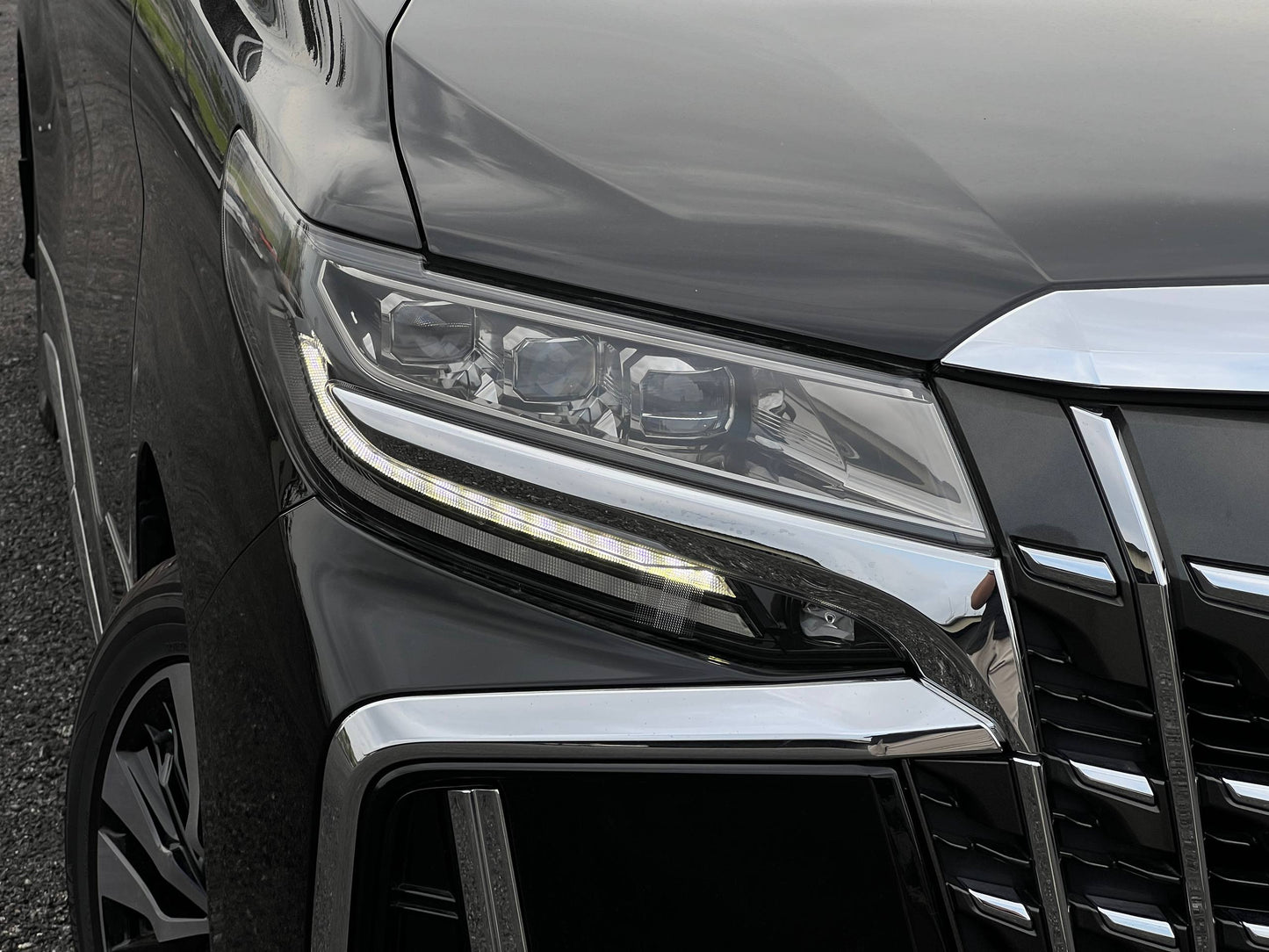 ALPHARD 2.5 SC PACKAGE MODELLISTA