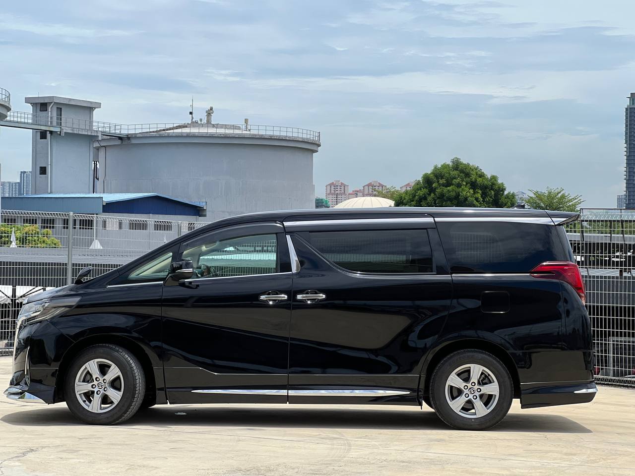 2022 TOYOTA ALPHARD 2.5X