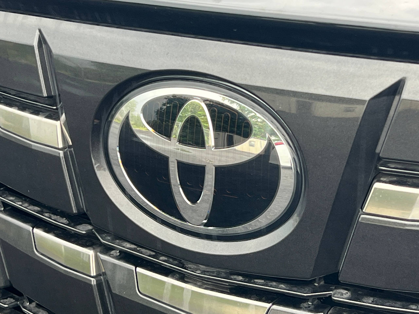 TOYOTA ALPHARD Z MODELLISTA