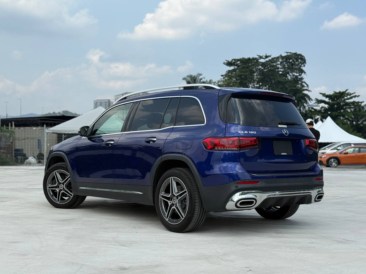 2021 MERCEDES BENZ GLB180 AMG LINE 1.3T