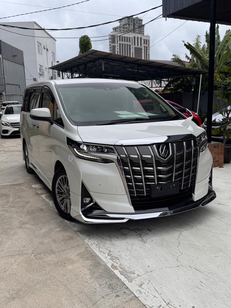 TOYOTA ALPHARD 2.5 G