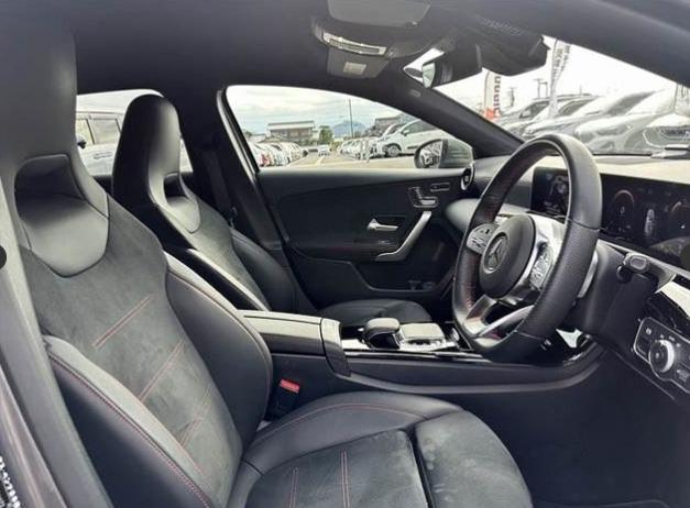 2020 MERCEDES BENZ A180 AMG 1.3T