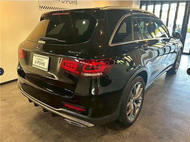 MERCEDES-BENZ GLC300 AMG LINE 4MATIC 2.0T