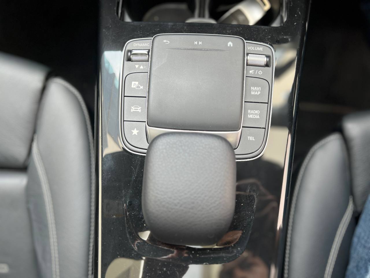 MERCEDES CLA200 AMG LINE 1.3T PREMIUM-PLUS (WHITE)