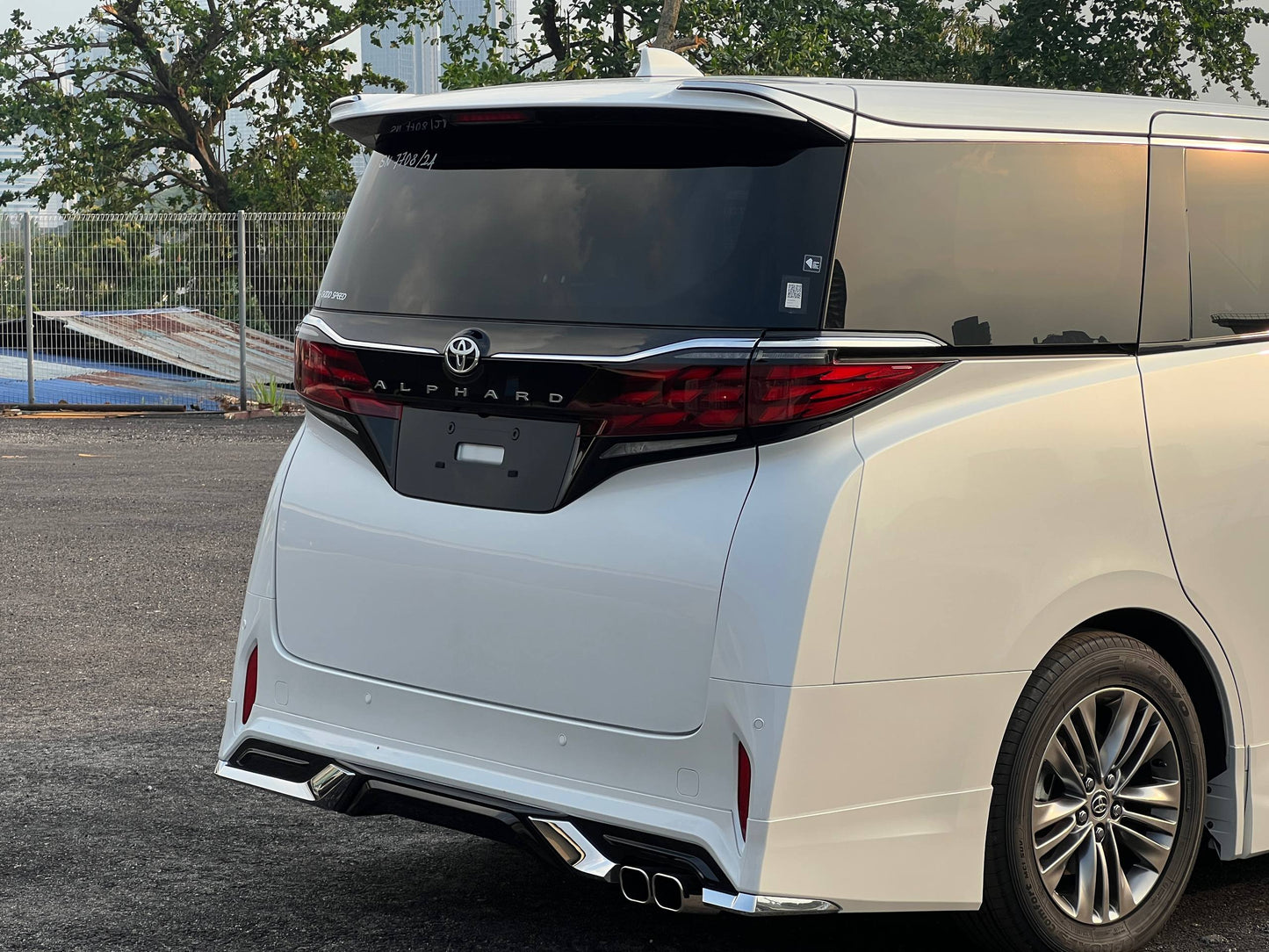 ALPHARD 2.5 Z (NEW MODEL)