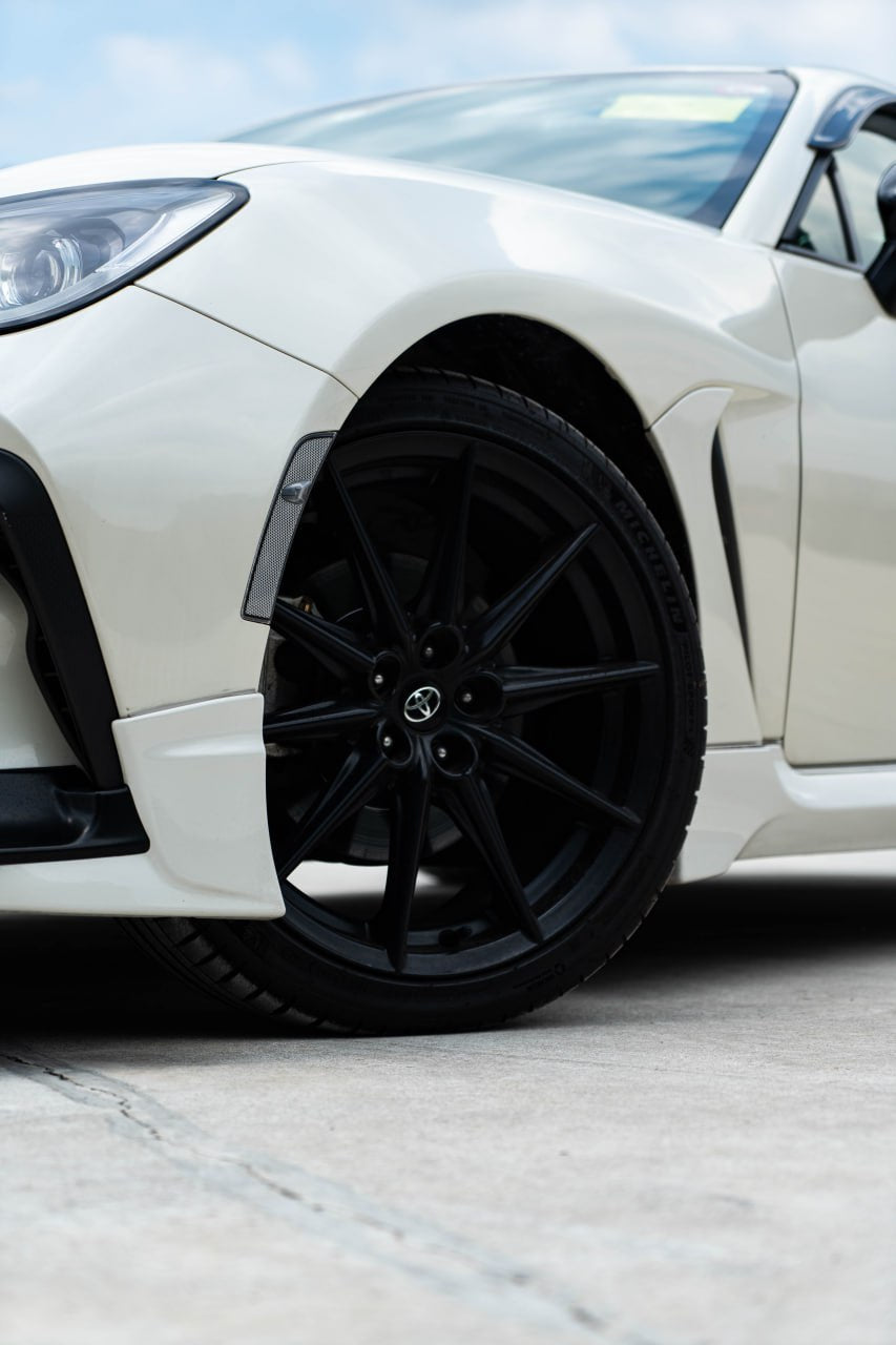 2022 TOYOTA GR86 2.4 RZ (AT) TRD (WHITE)