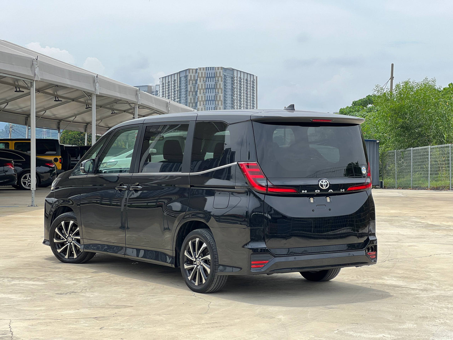2022 TOYOTA VOXY 2.0 S-Z 2.0 DYNAMIC FORCE NEW MODEL