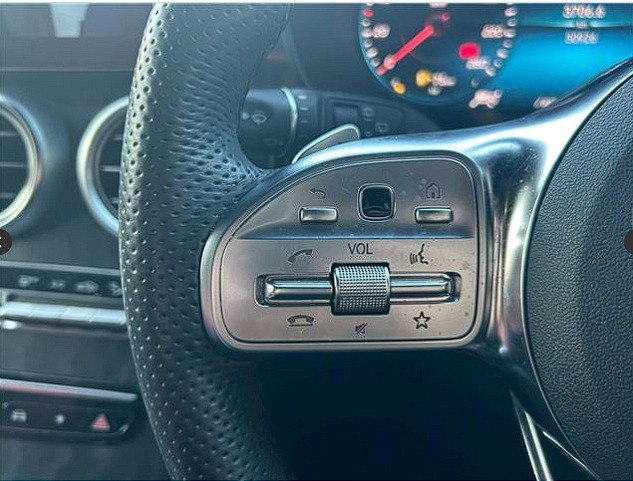 MERCEDES-BENZ GLC300 AMG LINE 4MATIC 2.0T