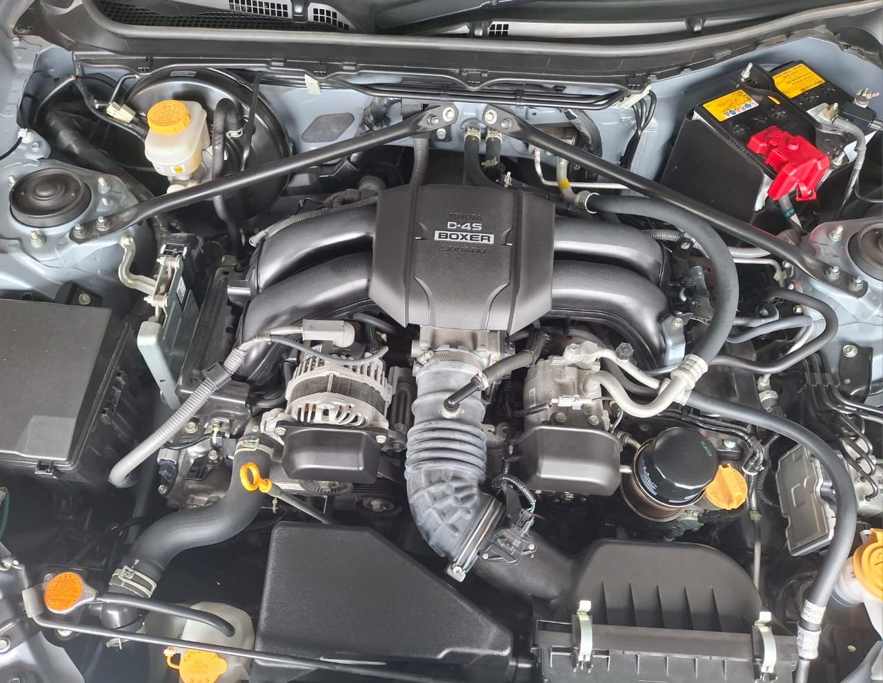 TOYOTA GR86 RZ 2.4 (AT) JAPAN SPEC